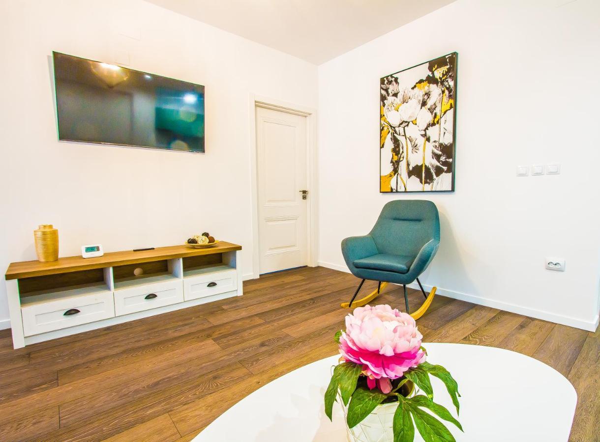 Iancului Aparthotel Bukares Bagian luar foto